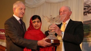 Malala Yousafzai Awarded 2012 Tipperary International Peace Award. Pic: thedhakanews.com