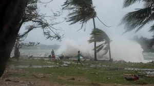 cyclone CACMQC6WoAAo54X-300x169