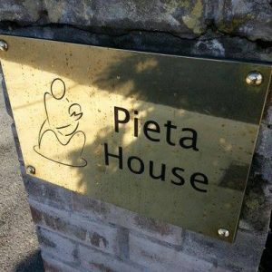 pieta-11880591_10153198685353789_6848440265918299026_n